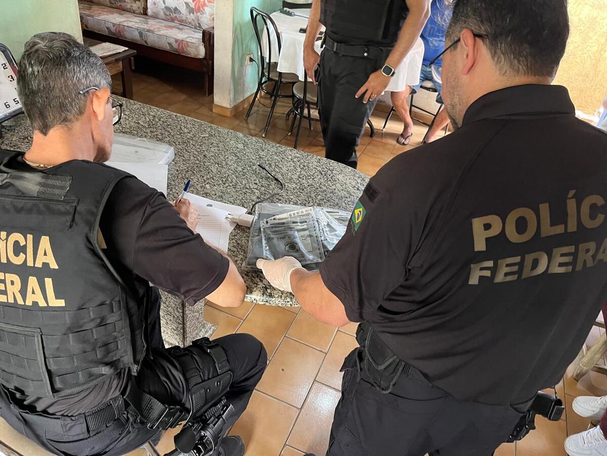 Policia Federal realiza operação contra crimes previdenciários na Capital