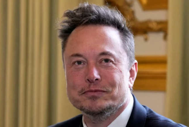 Elon Musk alerta para "emergência financeira" nos EUA