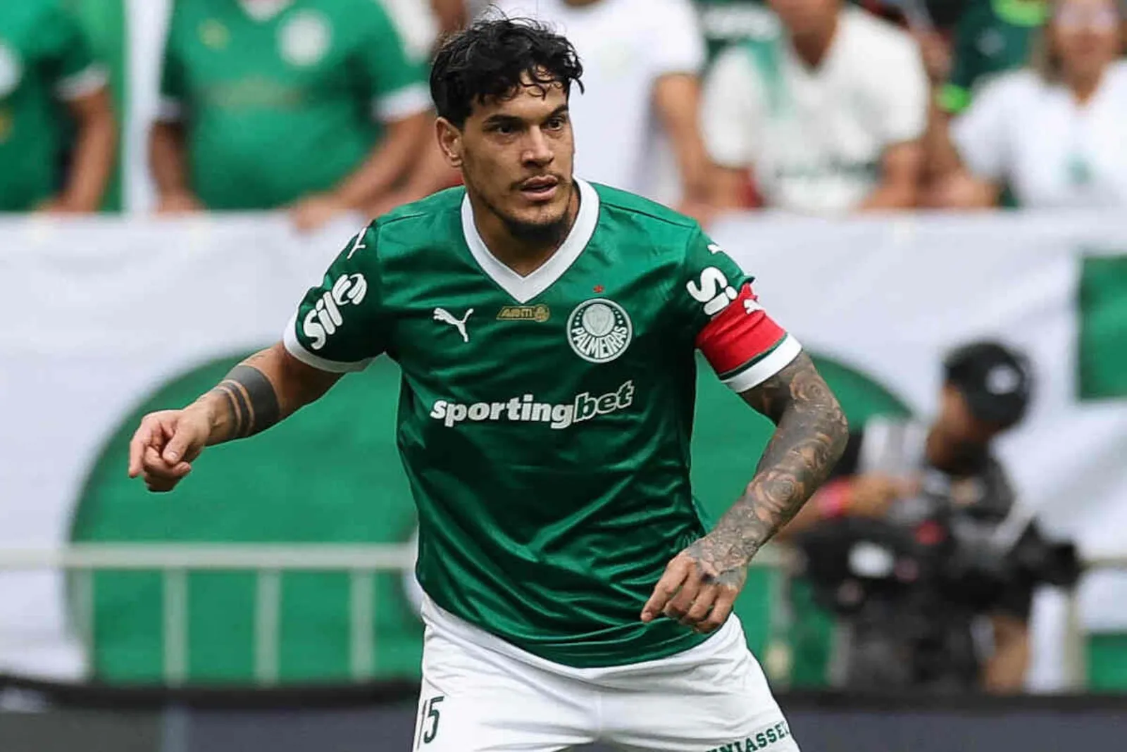 Palmeiras sofre quatro gols nos últimos jogos e defesa passa por instabilidade