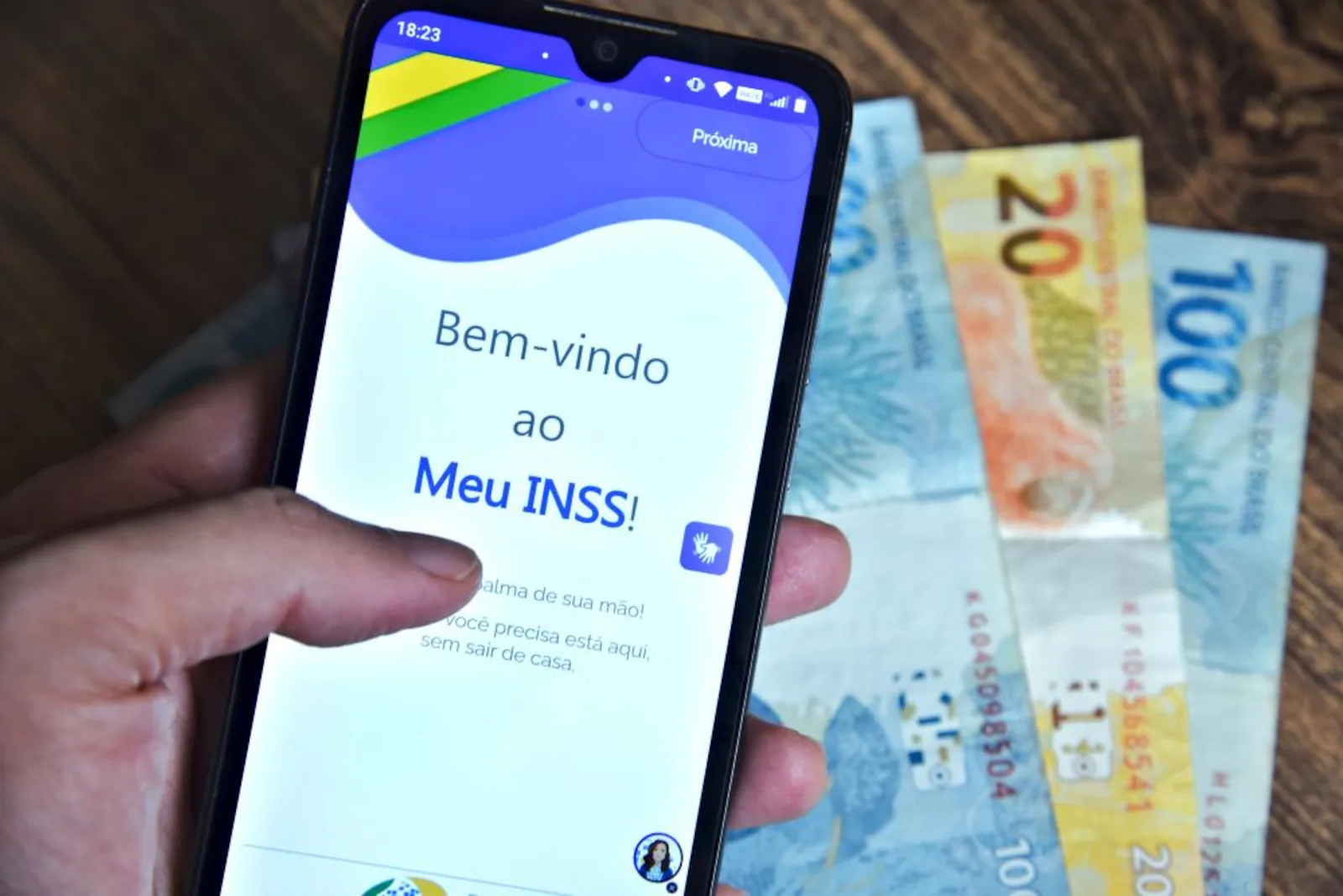INSS começa a enviar respostas das entidades para aposentados que contestaram descontos