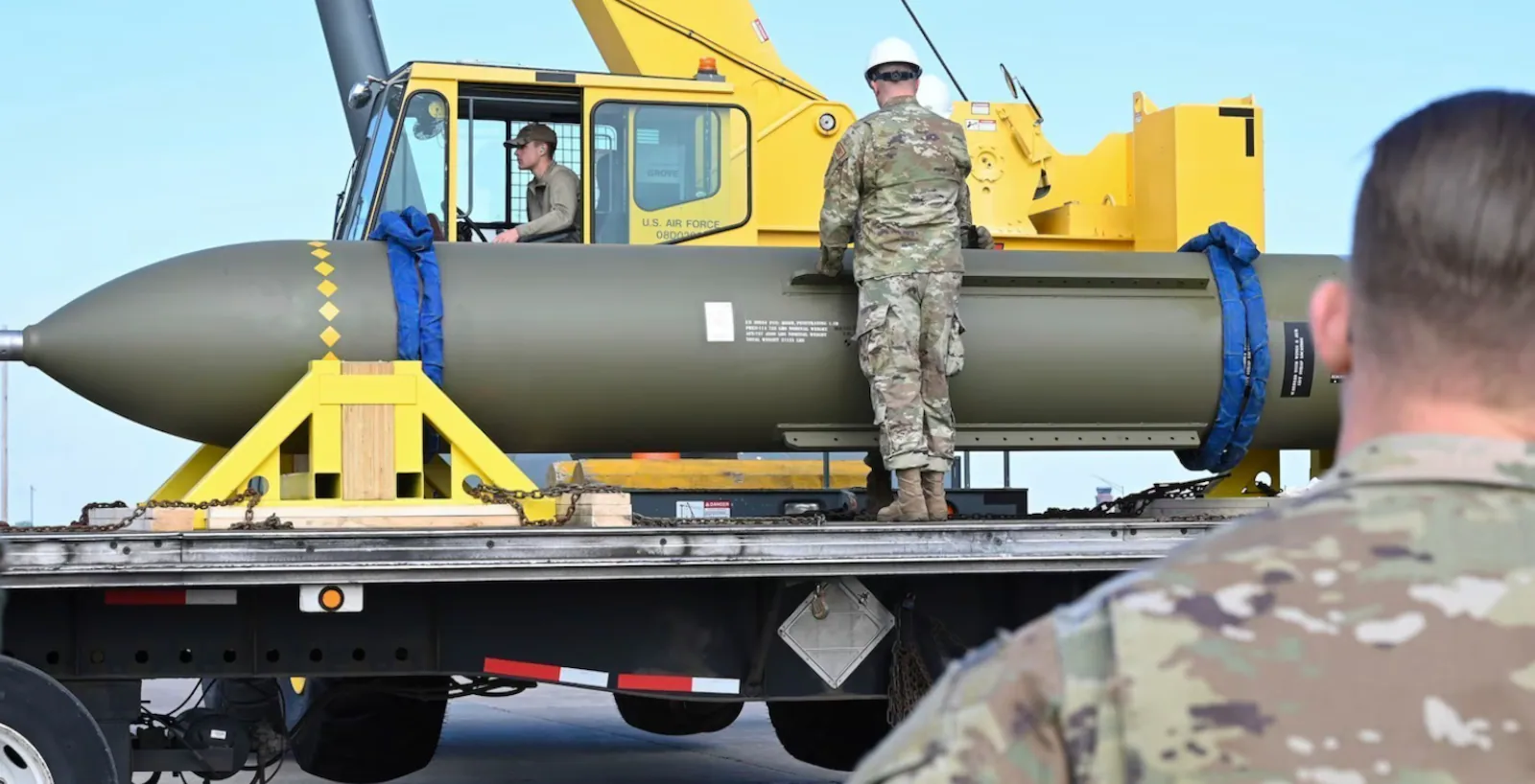 GBU-57: como é a bomba dos EUA que poderia acabar com o programa nuclear do Irã