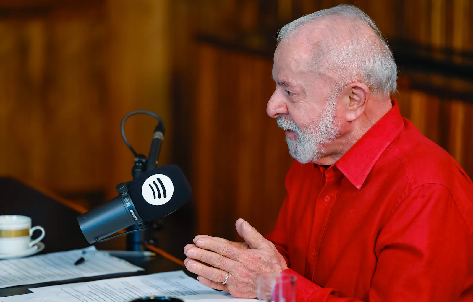 Lula empenhou R$ 776 mi de emendas para junho em meio à disputa do IOF