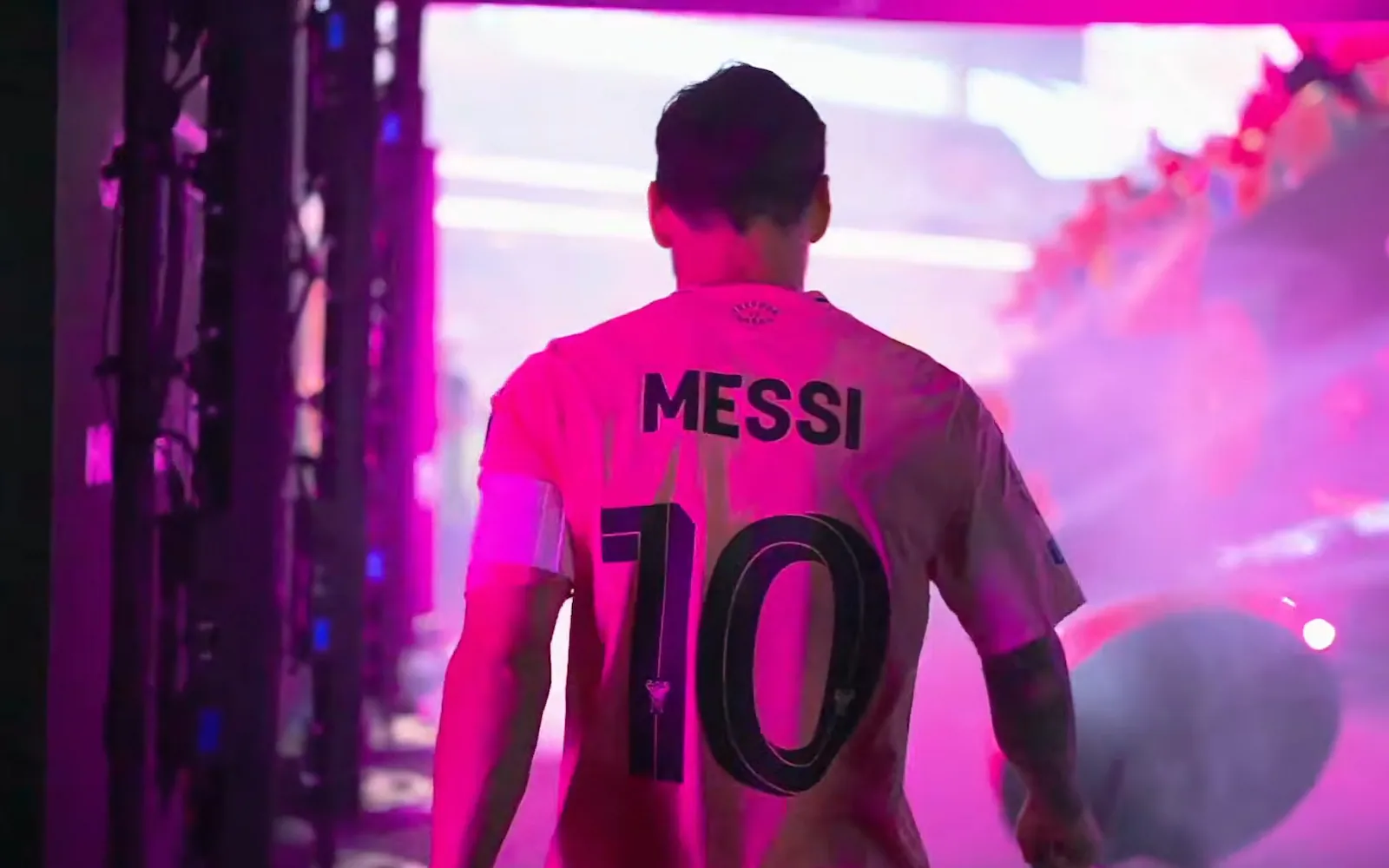 Lionel Messi x clubes brasileiros: relembre todos os confrontos e o retrospecto do argentino