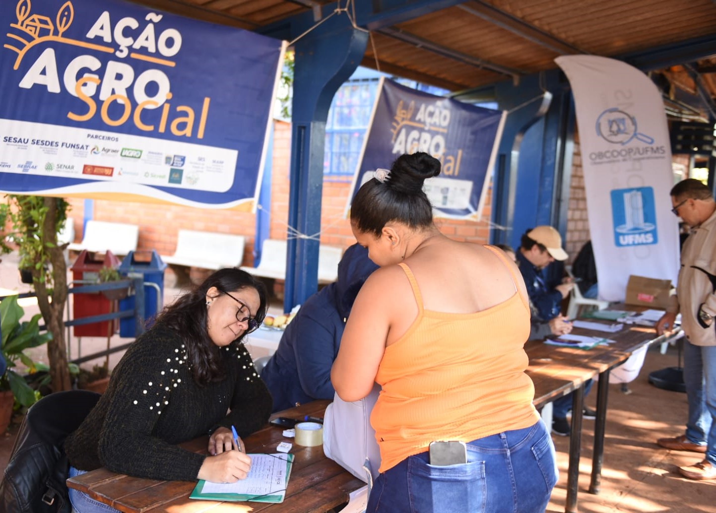 Comunidade Quilombola Buriti recebe cedência de maquinário agrícola durante Ação Agro Social