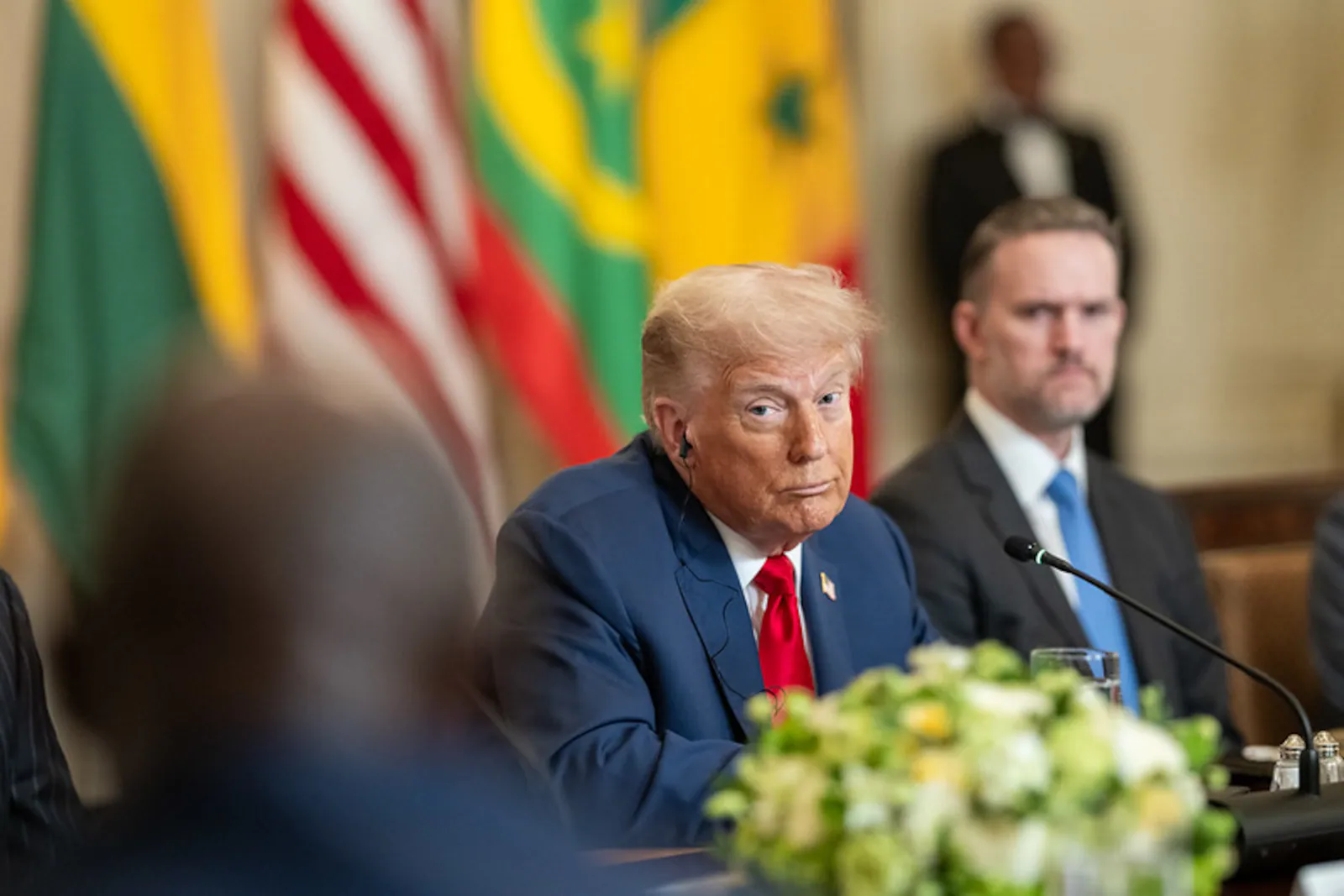 Tarifaço de Trump abre espaço para novos acordos, mas Brasil segue com potencial limitado