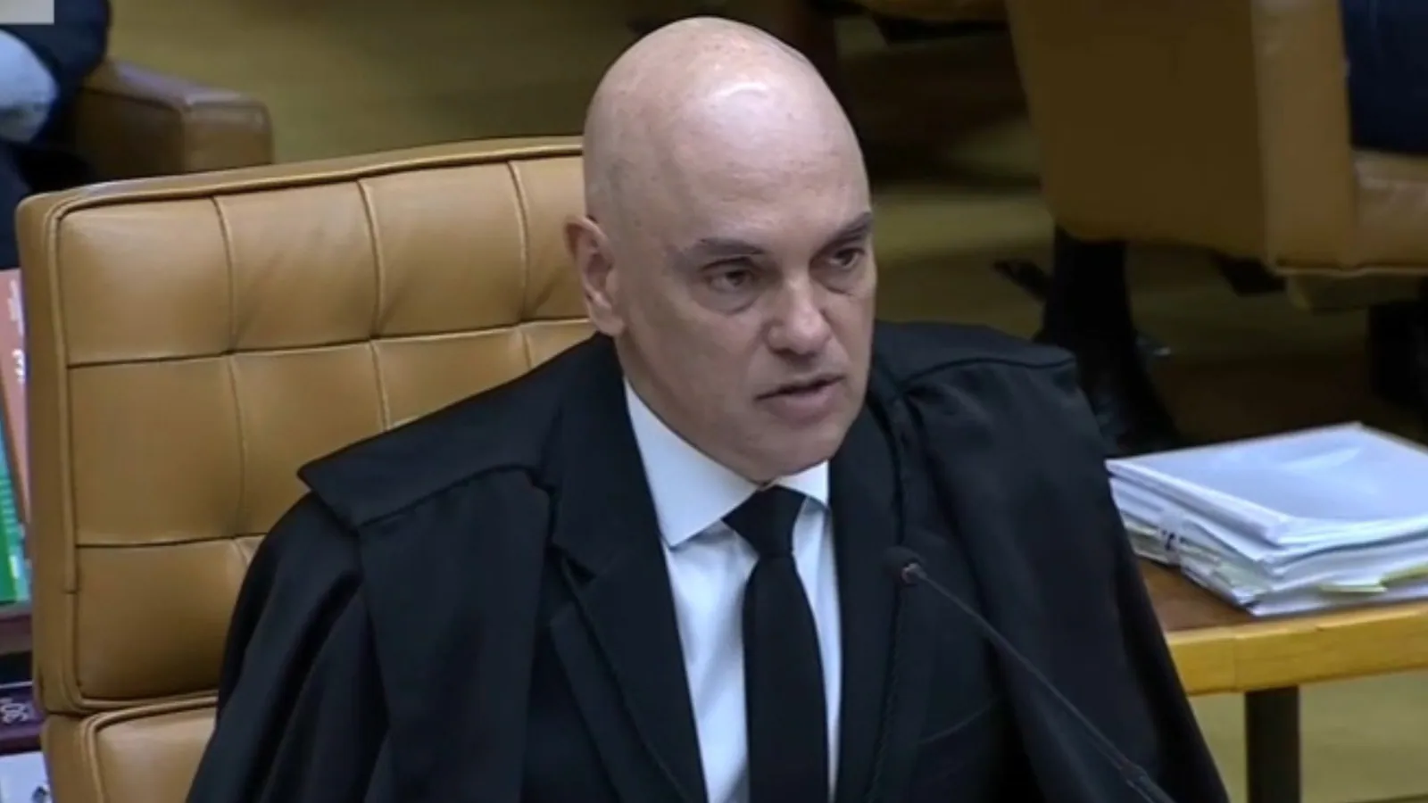 Polícia reforça segurança e fecha Esplanada após prisão domiciliar de Bolsonaro