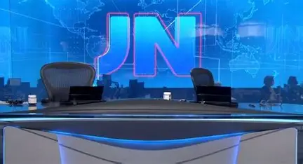 Imagens mostram Alexandre de Moraes no jatinho de Vorcaro