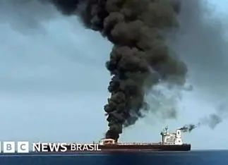 Explosão de petroleiro fecha Estreito de Ormuz e Irã acusa EUA e Israel por crise