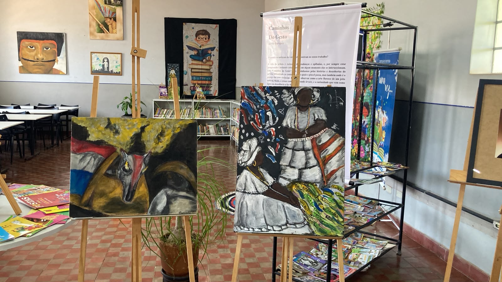 Exposição gratuita valoriza cultura brasileira na Biblioteca Municipal
